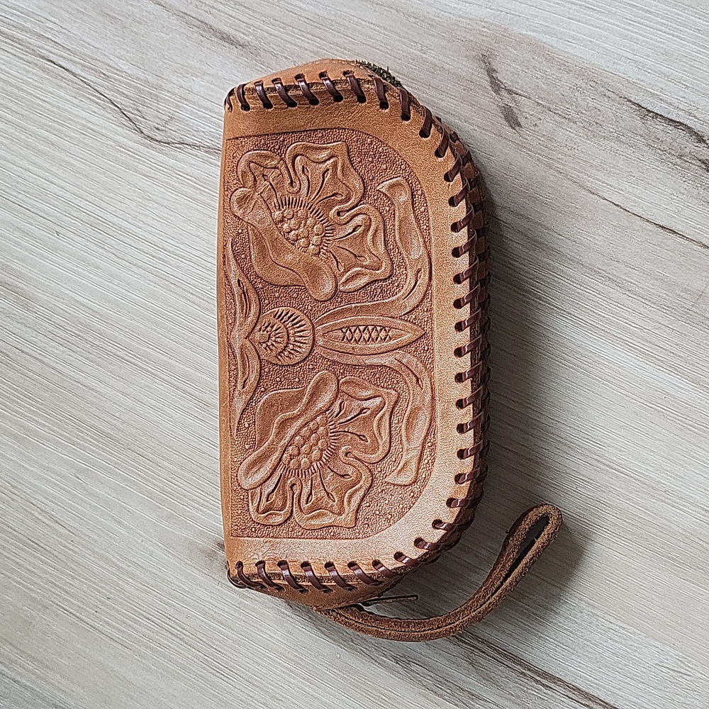Vintage wristlet